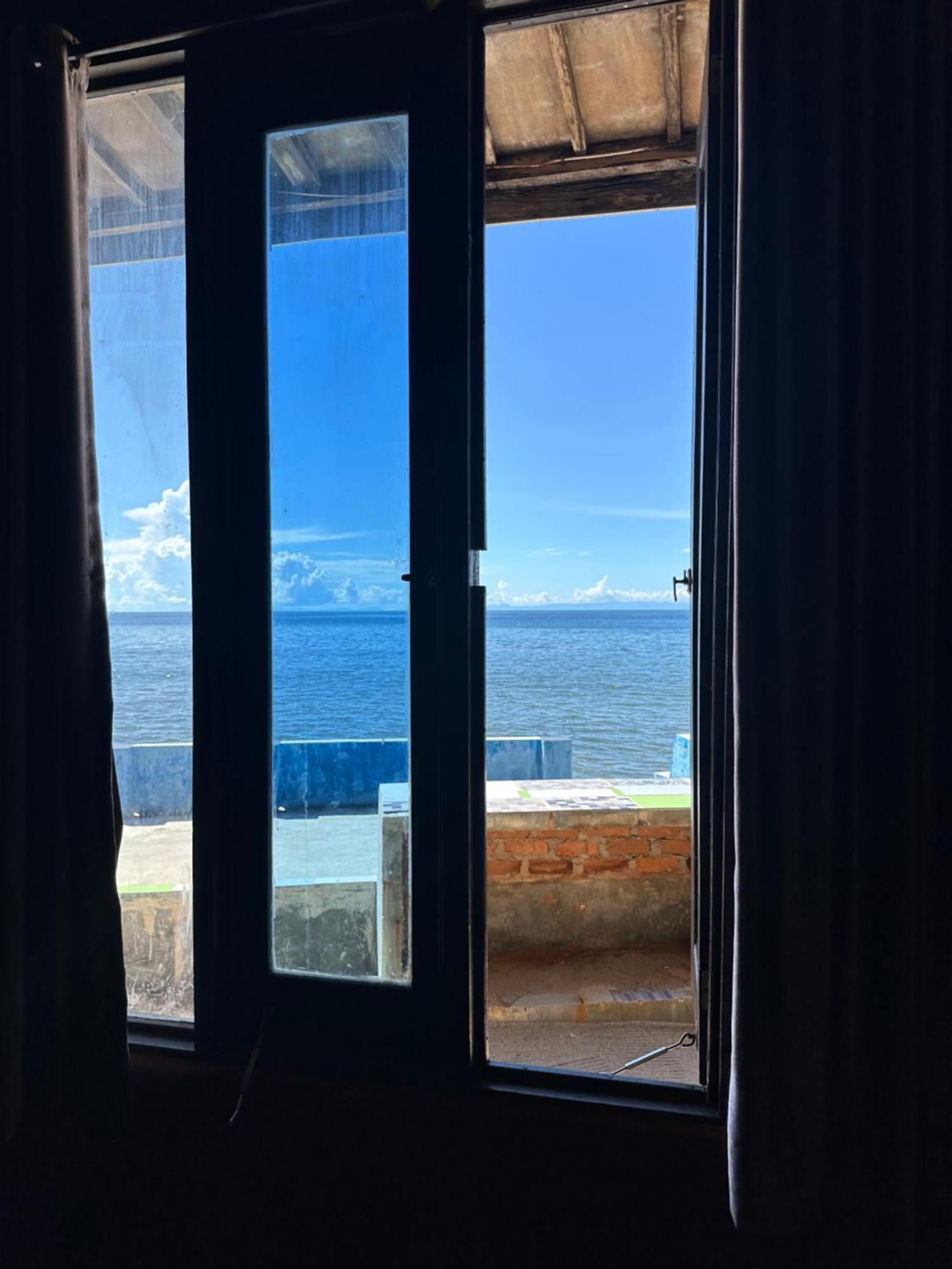 Mooi Park Hotel Sorong Eksteriør billede