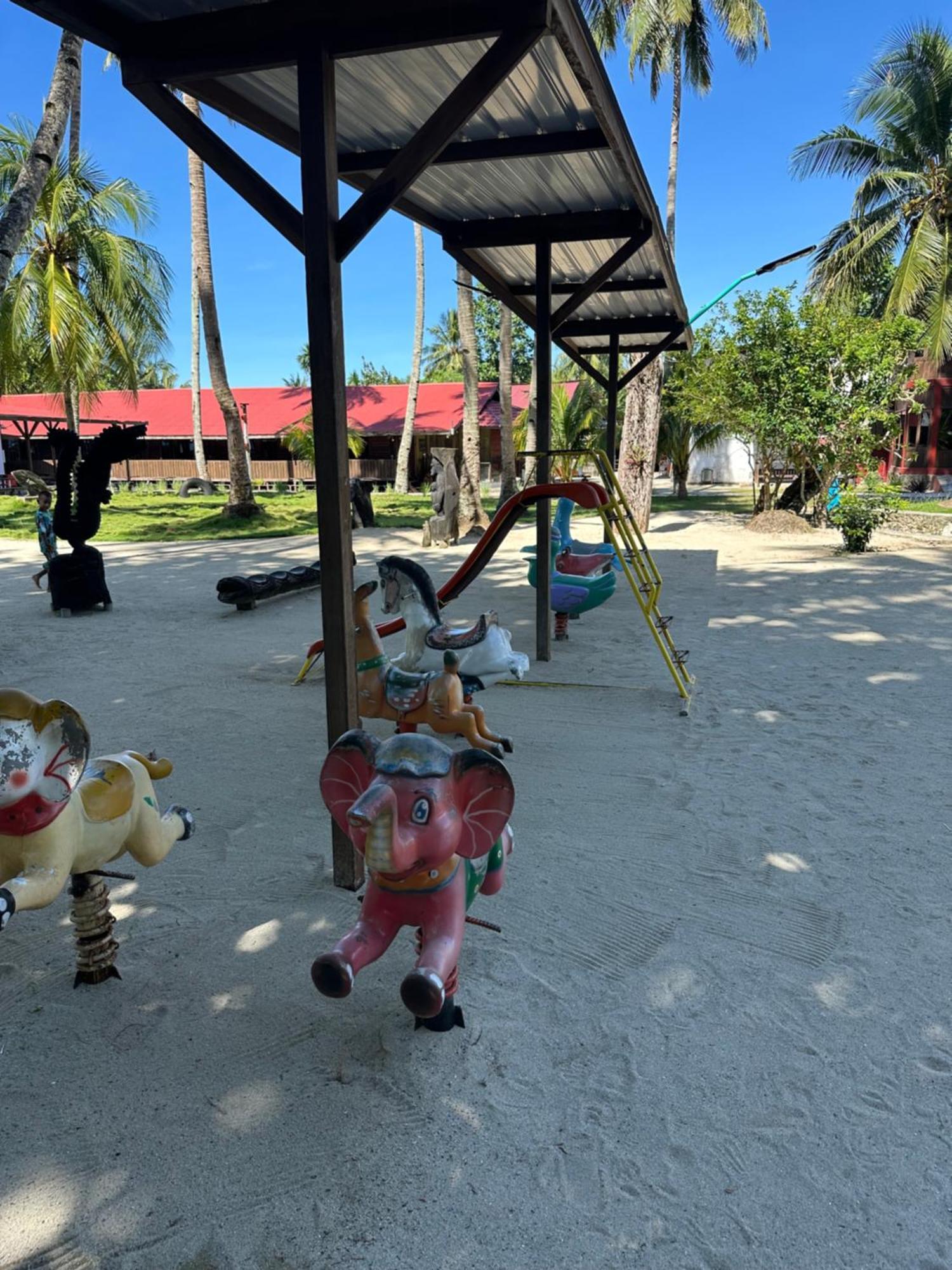 Mooi Park Hotel Sorong Eksteriør billede
